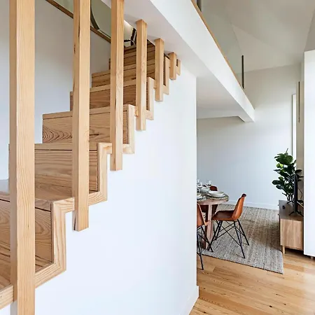 Apartment Stunning Duplex Near River By Lovelystay