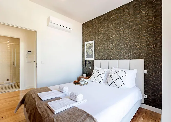 Stunning Duplex Near River By Lovelystay Porto