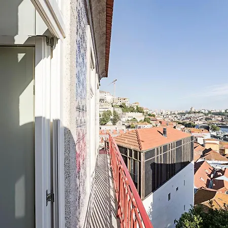 Stunning Duplex Near River By Lovelystay * Porto