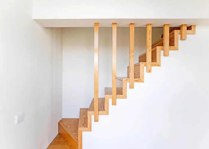 아파트 Stunning Duplex Near River By Lovelystay *