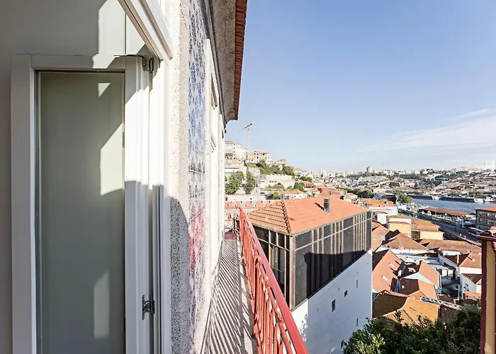 Stunning Duplex Near River By Lovelystay * Porto