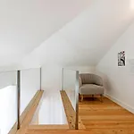 Stunning Duplex Near River By Lovelystay * Porto