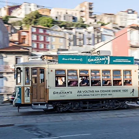 Stunning Duplex Near River By Lovelystay Lejlighed Porto
